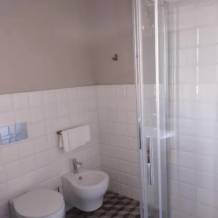 Sarita Oda ve Kahvaltı 4*