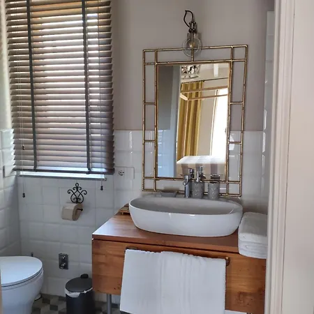 Sarita Oda ve Kahvaltı Sestri Levante